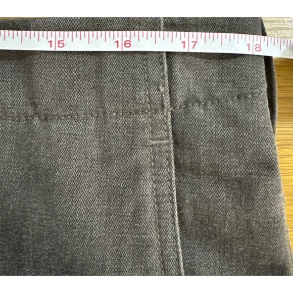 Banana Republic Relaxed Flat Front 5 Pocket Gray Chinos 34x30 (Measures 36x28) - Picture 7 of 7